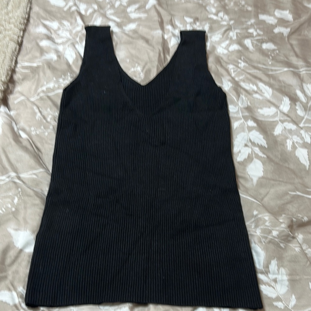 Black Sleeveless Ribbed Top